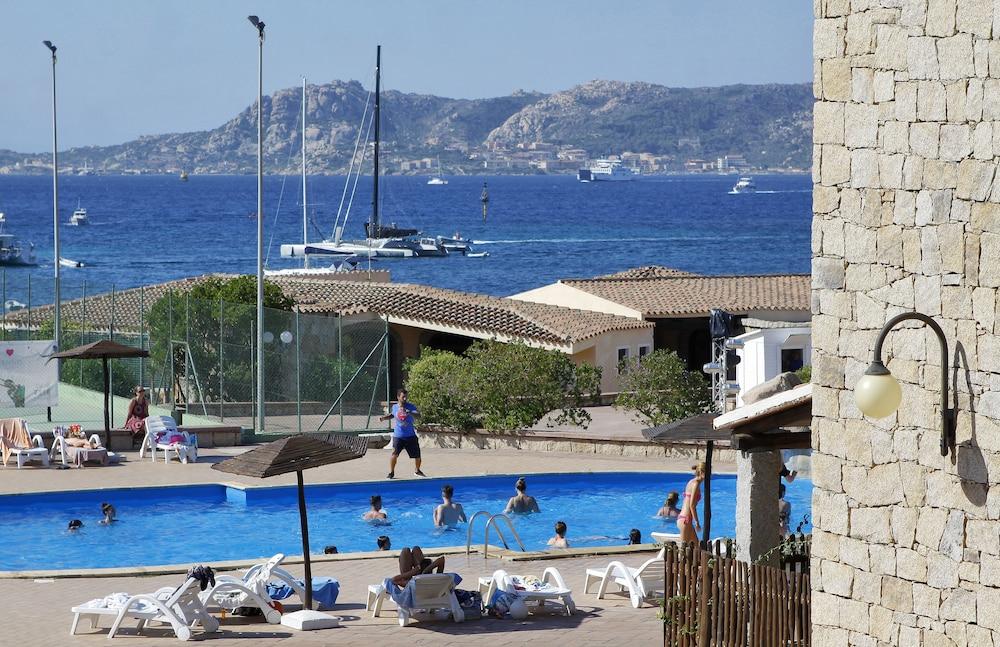Club Esse Residence Capo D'Orso Palau Bagian luar foto