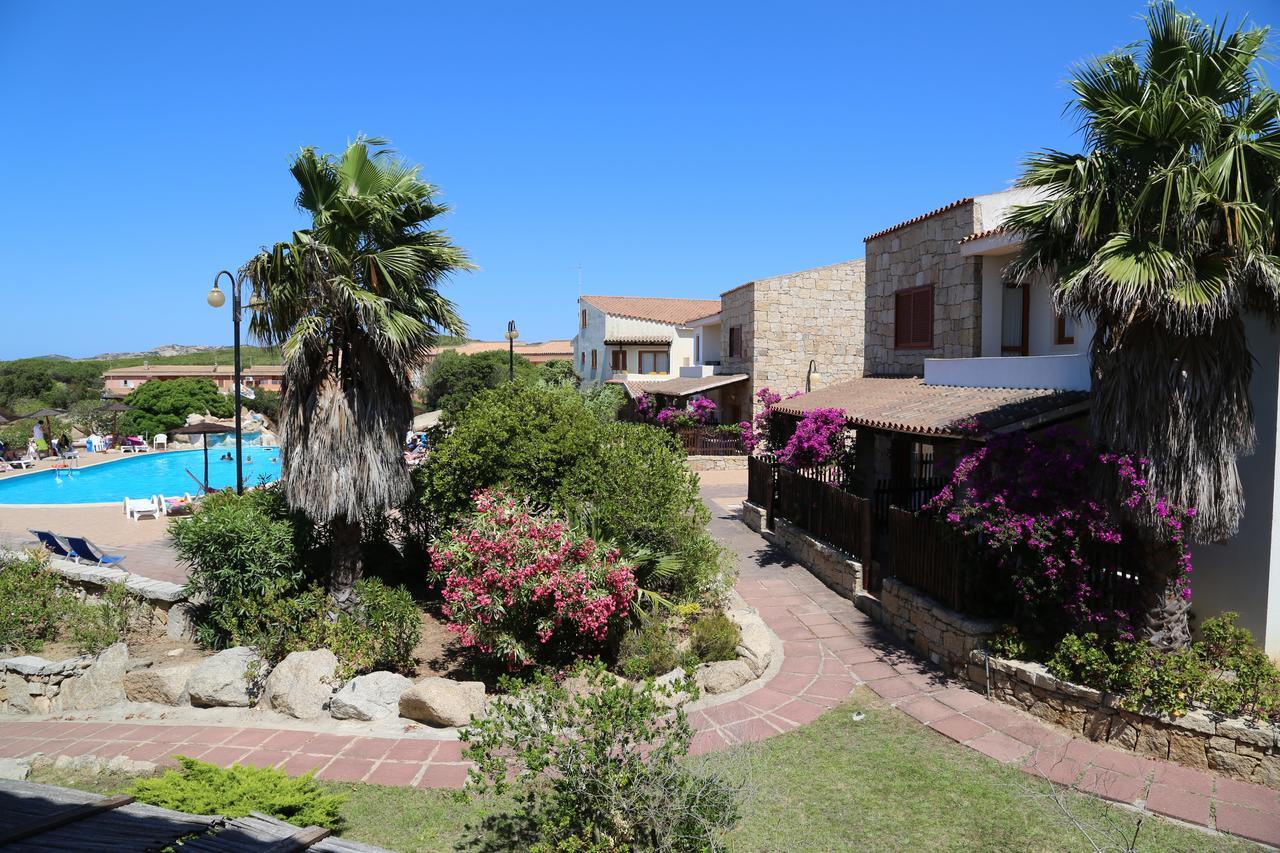 Club Esse Residence Capo D'Orso Palau Bagian luar foto